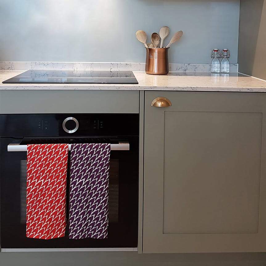 Leaf Tea Towel Set Plum & Red Two Pack