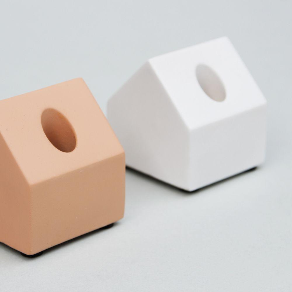 Concrete Pen House - Pink & White